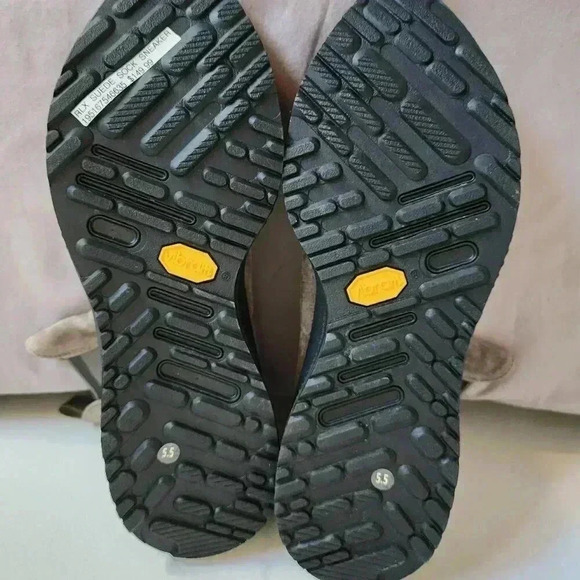 NWT RLX Slip-On Suede Sock Sneaker - US Men's 5.5 - Picture 5 of 5